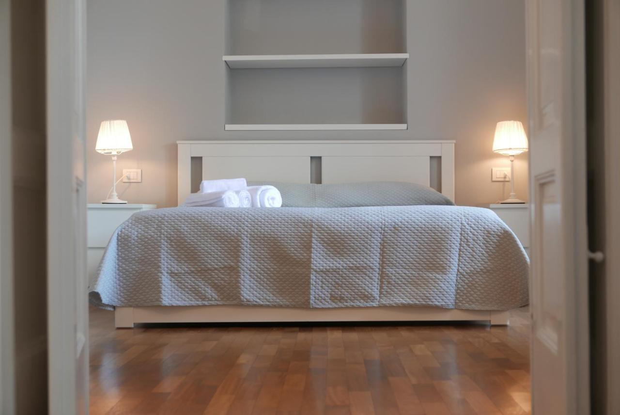 Suite 261 - Intero Appartamento Nel Centro Di Bari Exterior foto